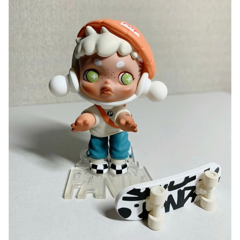 POPMART、 夜之城、Bell-ringer Skullpanda Ancient Castle Series Bell-ringer – TOYSEZ