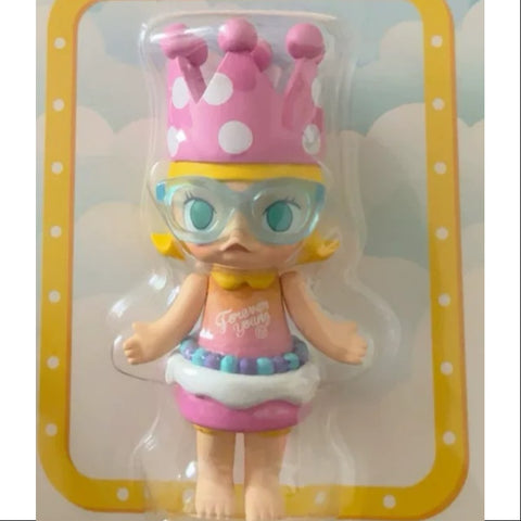 MOLLY Happy Camp Figurine 2018 Limited Edition