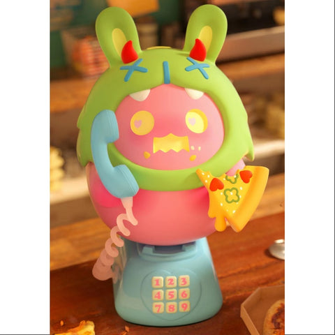 ShinWoo Pizza Devil Bunny 150% Figurine 2023 Limited