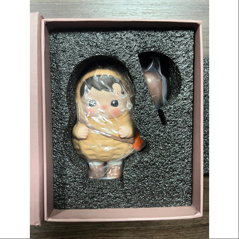 Hacipupu Peanut Figurine Art Toy 2023 Singapore Limited