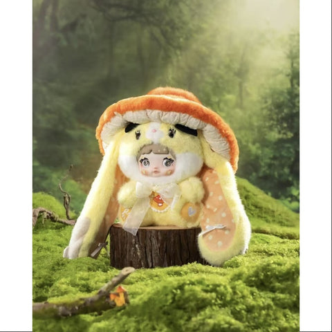 Nommi Mushroom Hat 400% Vinyl Plush Doll Series Stella