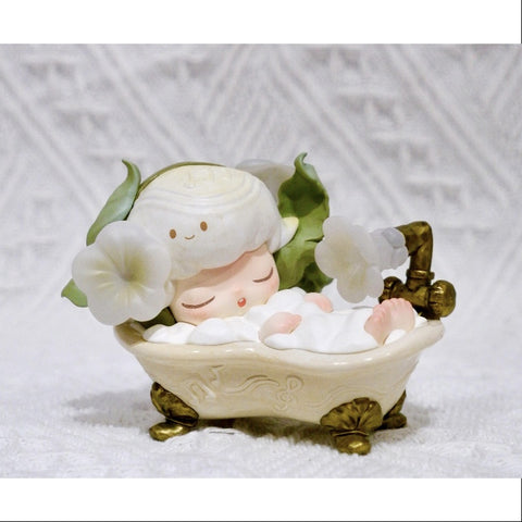 DIMOO The Missing Day Series Soaking in a Dream