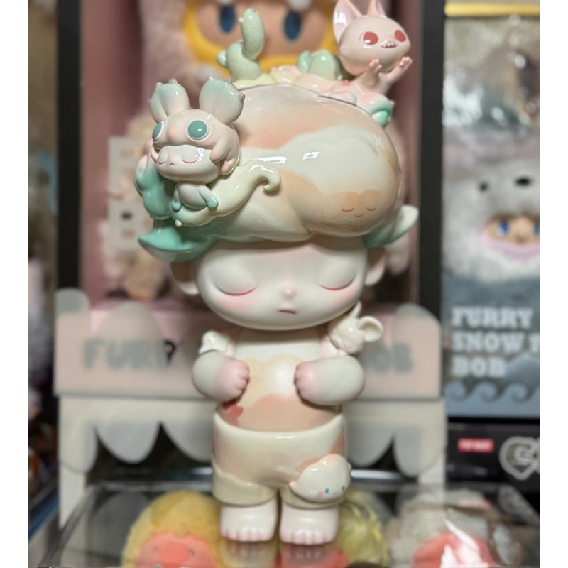 DIMOO MEGA JUST DIMOO 400% Dreaming Of You Figurine Limited Edition