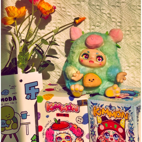 Kimmon O'chichi Return Of The Wild Plush Blind Box Series: Laughing Peach (Confirmed Style)