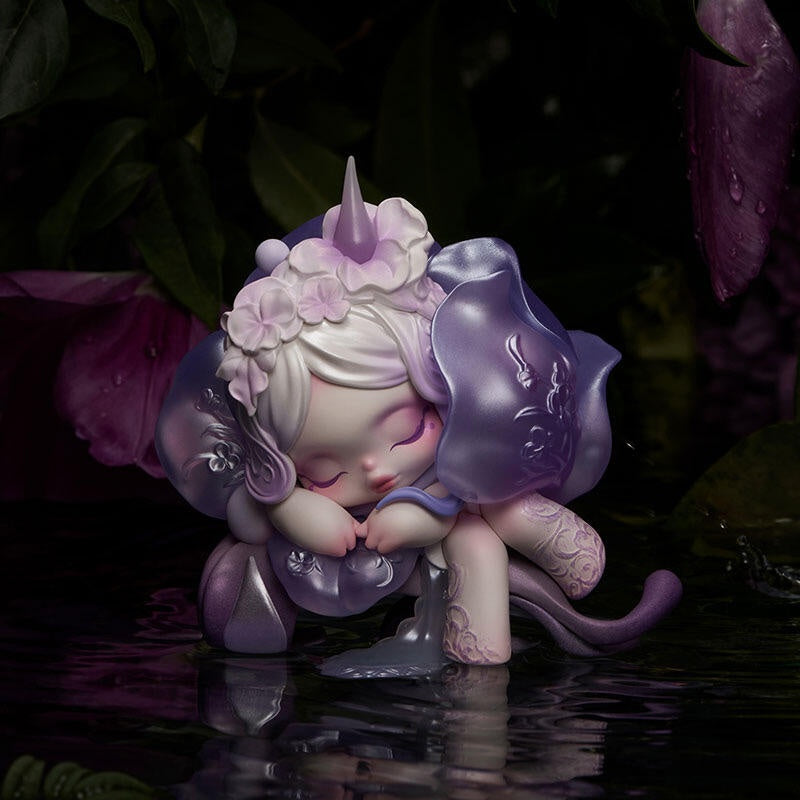 Skullpanda Petals in Four Acts Blind Box Series: The Budding Fable (Confirmed Style)
