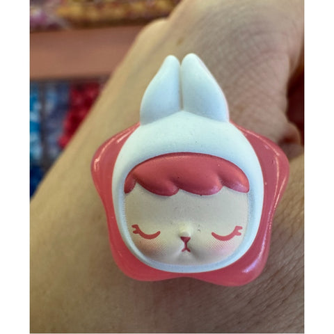 Bunny Pop Bean Lucky Star Series: Bunny Strawberry Red (Confirmed Style) | TOYSEZ Data