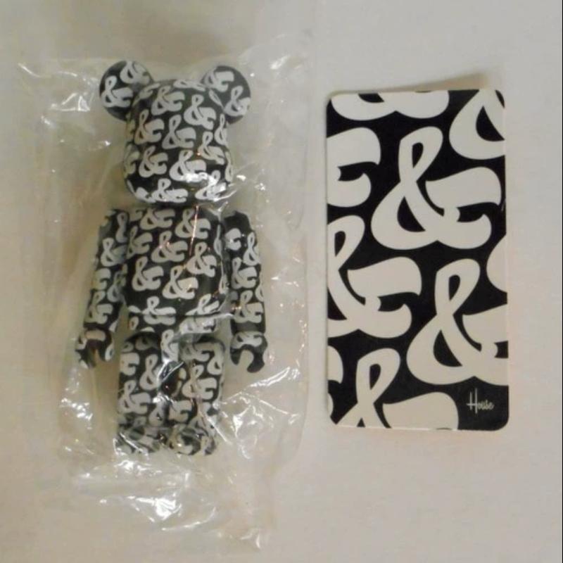 Bearbrick Series 26 PATTERN House Industries 100%