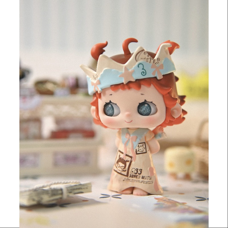 R3NA Anti Spotlight Series Queen of the Scroll