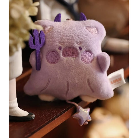LuLu the Piggy Horror Story Moody Boo Plush Keychain Blind Box Series: Mischievous Ghost (Confirmed Style)