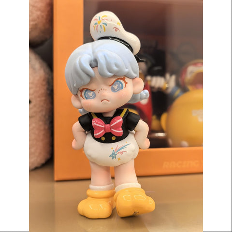 Disney DORA Loves Mickey Series Donald