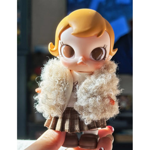 MOLLY Winter Fit Check Vinyl Plush Pendant Series Have a Hot Boba