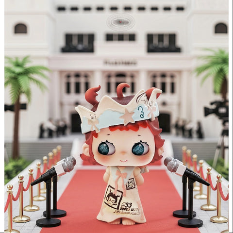 R3NA Anti Spotlight Series Queen of the Scroll