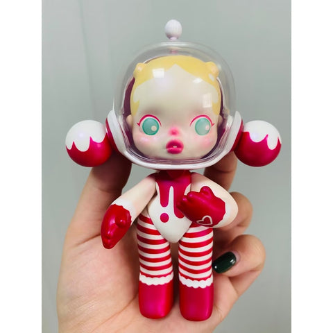 Skullpanda Baby Chritmas Sweetheart Limited Figurine