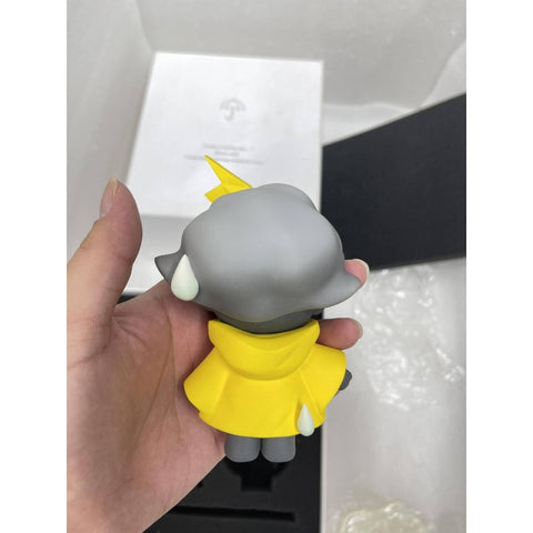 DIMOO Rain Scene Limited Figure