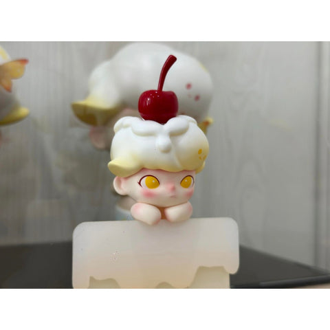 DIMOO Cream Squares Limited Figure