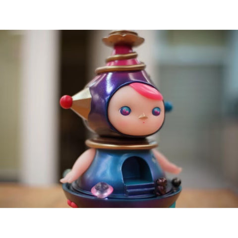 PUCKY Astronaut Galaxy Figure Limited edition