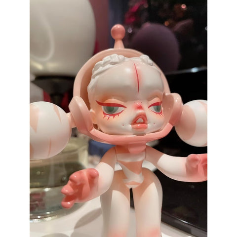 Skullpanda Salome Limited Figurine