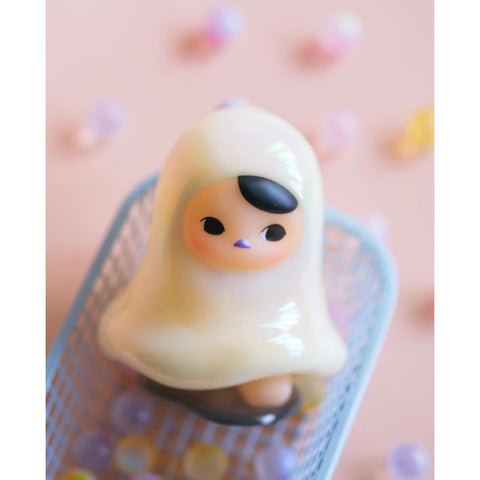 PUCKY x The Ghost-The Original White Figure Limited edition