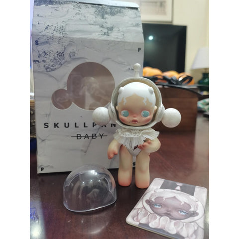 Skullpanda Baby White Vampire Limited Figurine