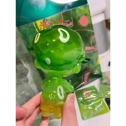 DIMOO x Perrier Romantic Limited Figure