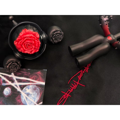Roseonly x Skullpanda Part Of Me Limited Figure