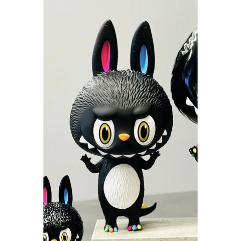 Zimomo The Monsters Titan Everybody Knows 2024 Limited Edition