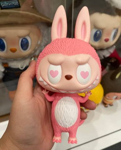 Zimomo The Monsters Mauer Pink Heart Eyes 2018 Limited Edition