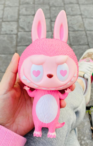 Zimomo The Monsters Mauer Pink Heart Eyes 2018 Limited Edition