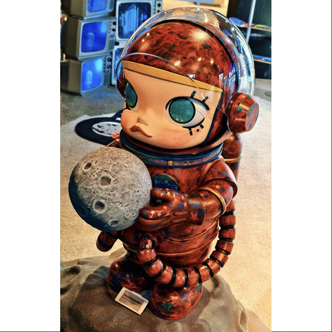 MEGA SPACE MOLLY 1000% Hello Moon 2025 Limited Edition