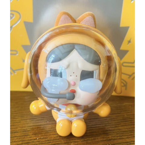 CRYBABY Sitting Space Cat Orange 2025 Limited Edition – TOYSEZ