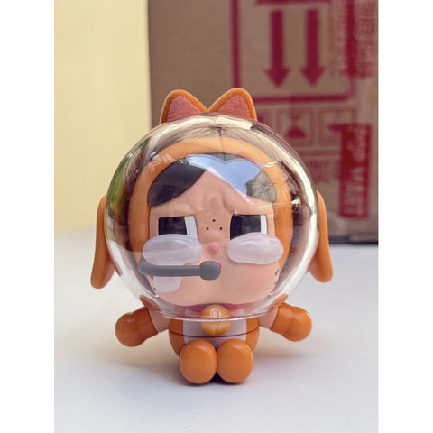 CRYBABY Sitting Space Cat Orange 2025 Limited Edition – TOYSEZ