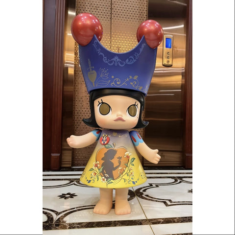 MEGA ROYAL MOLLY 1000% Disney Snow White 2025 Limited Edition