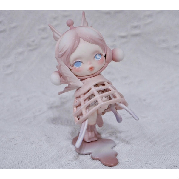 Skullpanda The Paradox Series Being a Butterfly – TOYSEZ