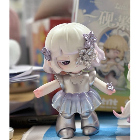 Liita Where Petals Settle Blind Box Series: Eternal Bloom (Confirmed Style)