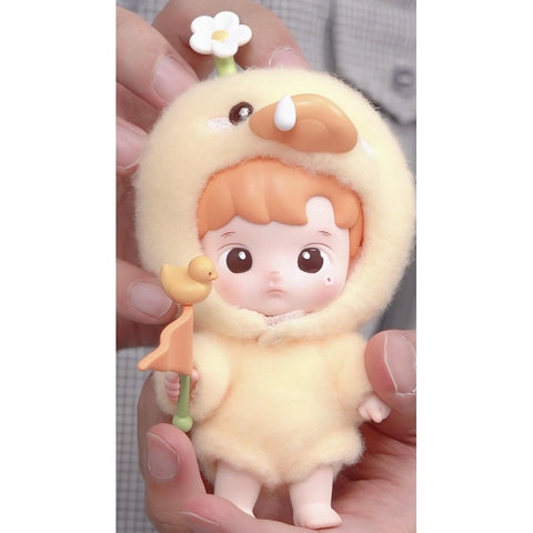 Hacipupu Enchanted Realm Tales Mini Action Figure Blind Box Series: Wonderland Guide (Confirmed Style)