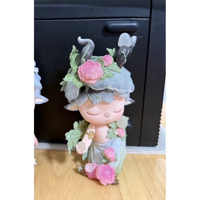 MIMI Wander of The Wild Blind Box Series: The Host (Confirmed Style)
