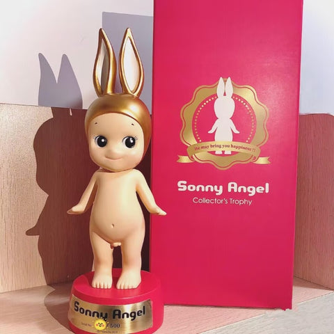 Sonny Angel Collector's Trophy Limited-Rabbit Golden