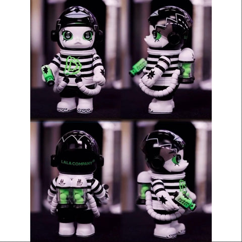 MEGA SPACE MOLLY 100% Series 4 Durianman (Basic)