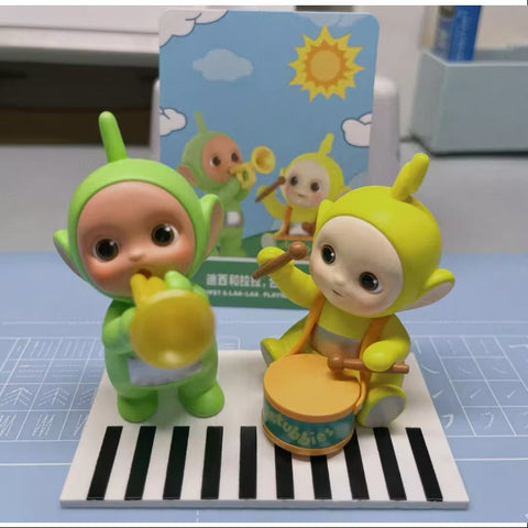Teletubbies Companion Series Dipsy & Laa-Laa playing music