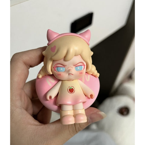 Baby Dora Tiny Bread Bite Mini Blind Box Series: Strawberry Bread (Confirmed Style)