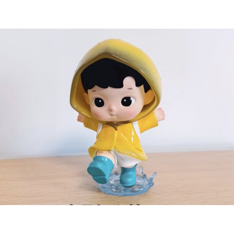 Hacipupu × CRAYON SHINCHAN One Day in Kasukabe Blind Box Series: My Mood Is Rainproof (Confirmed Style)