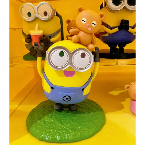 Minions Bob + Tim Better Together Series Lift Me Up
