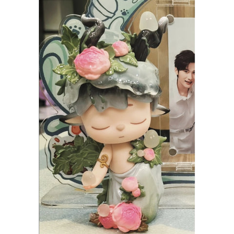 MIMI Wander of The Wild Blind Box Series: The Host (Confirmed Style)