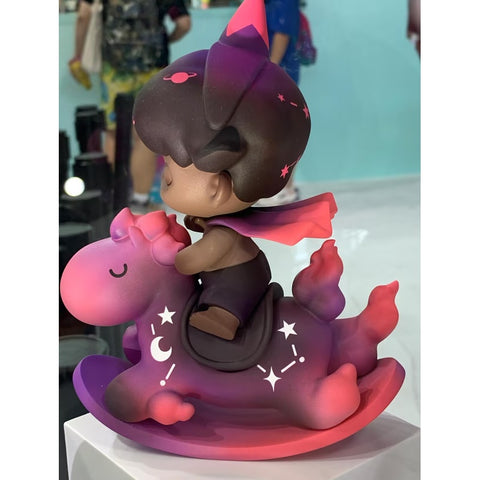 DIMOO Fun Sway Limited Figure