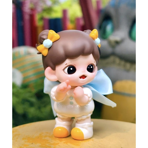 Baby Zoraa Fairytale Town Blind Box Series: Bee Sweet (Confirmed Style)