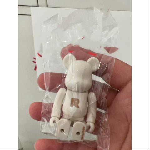 Bearbrick Series 47 BASIC Word R 100%