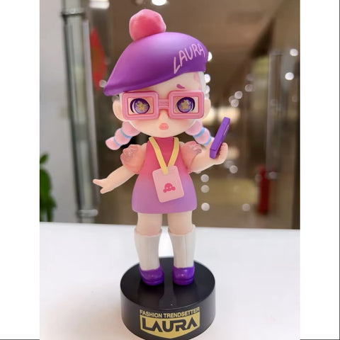 Laura Fashion Trendsetter Space Capsule Series Agent