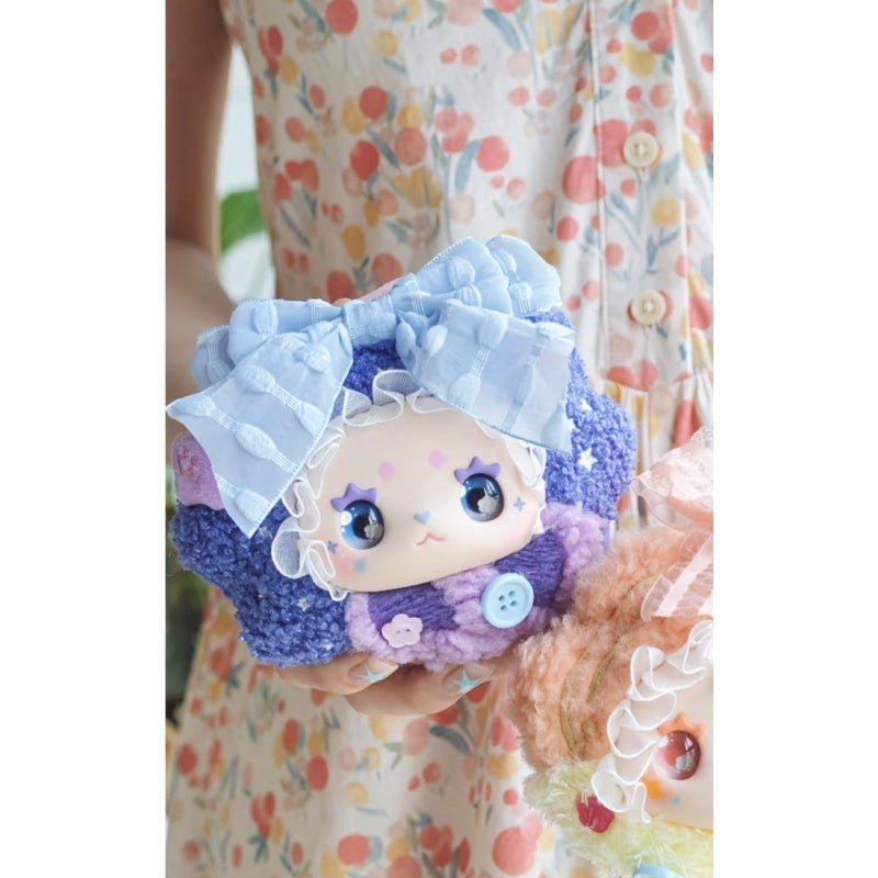 Emma Floral Seasons Vinyl Plush Blind Box Series: Baby's Breath (Confirmed Style)