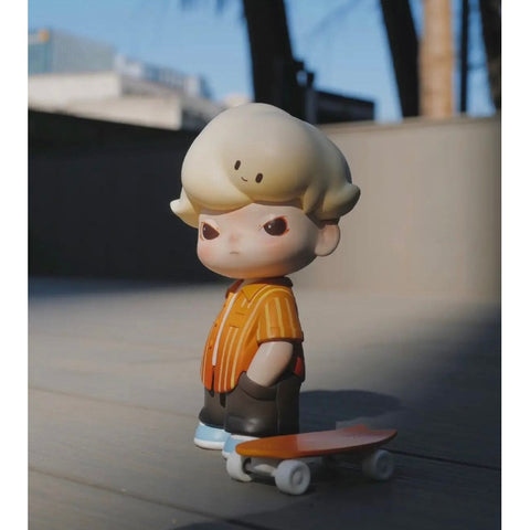DIMOO Boy Sunset Breeze Limited Figure