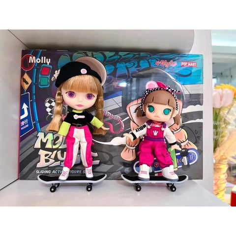 Molly x Blythe Sliding Action Figure Set